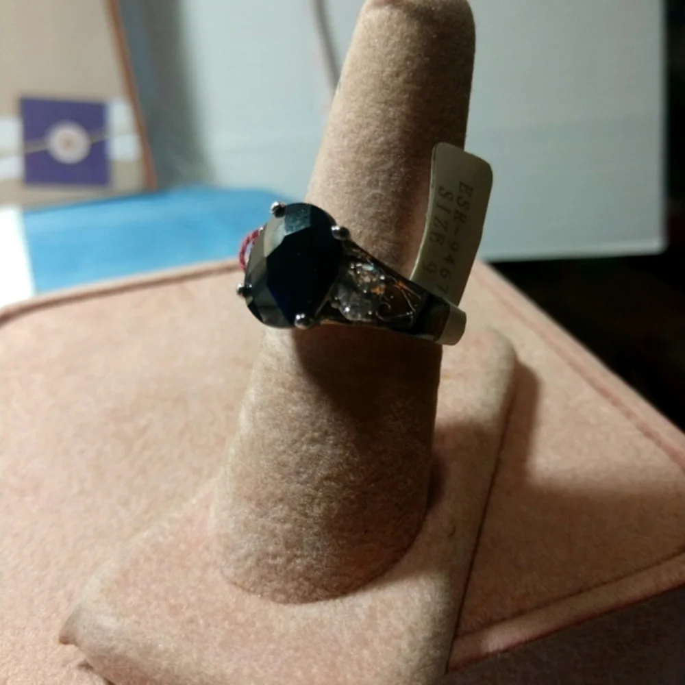 Sterling Silver 925 Black Onyx Stone Facet Cut Ridged Band Side Cut Hear…